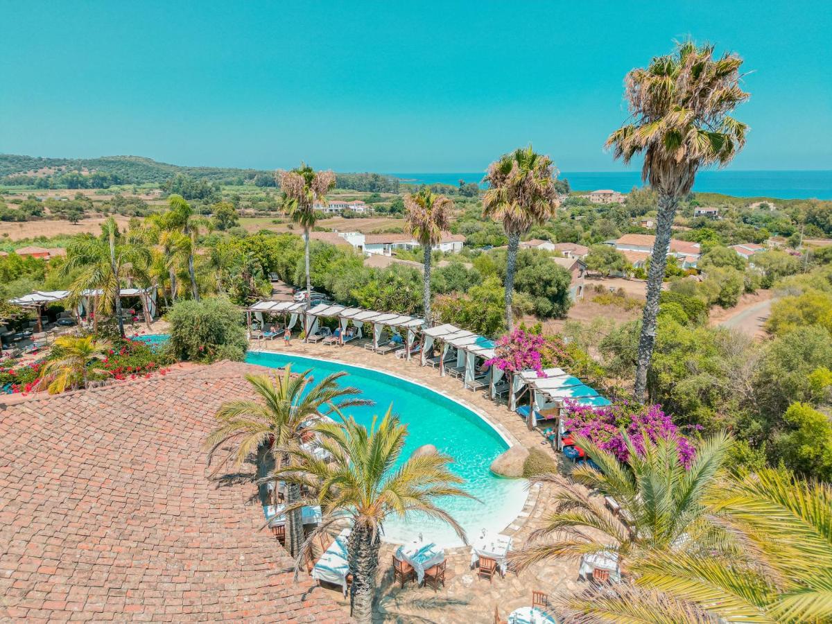 Felix Hotels - Galanias Hotel & Retreat Bari Sardo Dış mekan fotoğraf