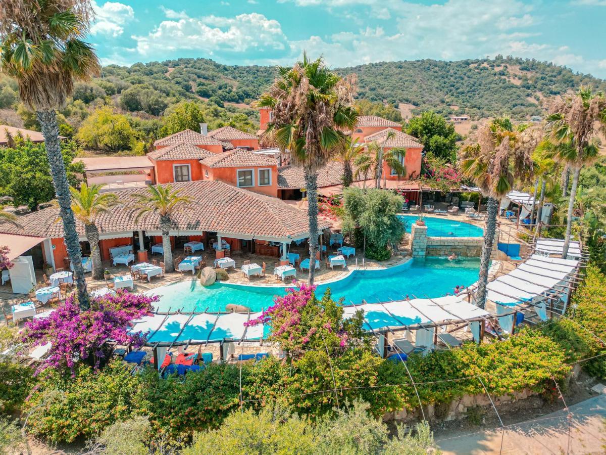 Felix Hotels - Galanias Hotel & Retreat Bari Sardo Dış mekan fotoğraf