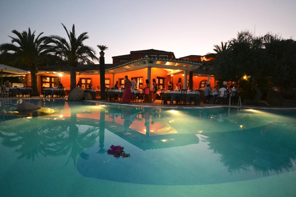 Felix Hotels - Galanias Hotel & Retreat Bari Sardo Dış mekan fotoğraf