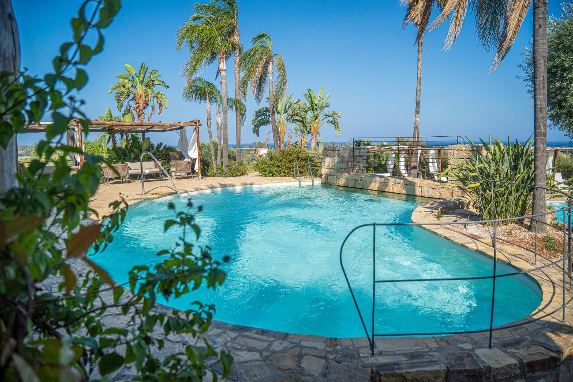 Felix Hotels - Galanias Hotel & Retreat Bari Sardo Dış mekan fotoğraf